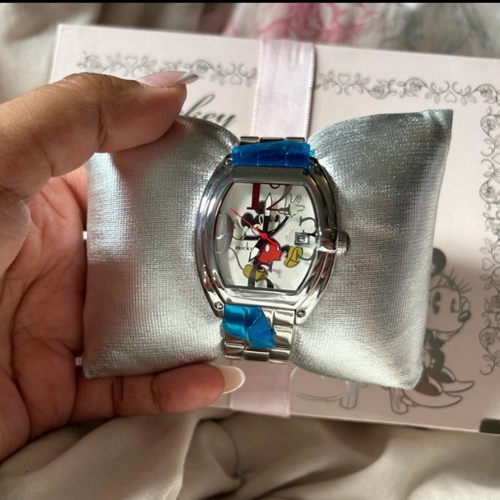 T&G Vintage Disney Mickey Silver Stainless Steel Watch